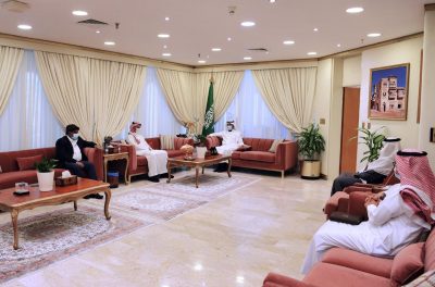 رئيس مجلس إدارة الاتحاد السعودي للكريكت يزور مدينة ينبع الصناعية