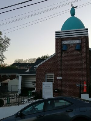 في يوميات مغترب   قضاء 7 ساعات يوميا متطوعا في كنيسة حولت إلى مسجد