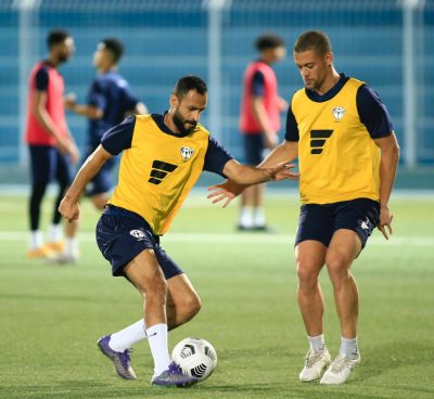 يقابل الجيل وديا “ 6 من شباب هجر يشاركون مع الفريق الاول”