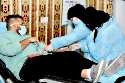 في ثاني ايامها ( ١٢٨ ) متبرعاً وفريق سمو يبادر بـ 35 متبرع