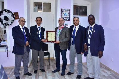 مبارك “مبارك” ترجل عن صهوة العمل الرسمي