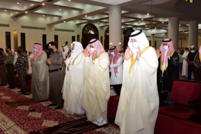 سمو محافظ الأحساء يؤدي صلاة عيد الأضحى المبارك مع جموع المصلين