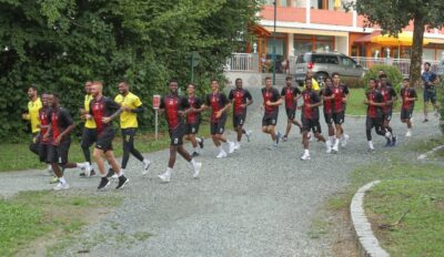 الاتفاق يواصل تحضيراته في النمسا بتدريب لياقي.. ومنح اللاعبين راحة في يوم عرفة