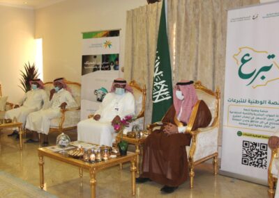 محافظ عنيزة يدشن حملة( نسمي على اضحيتك لتصل لك ولمستحقيها) في مركز التنمية بعنيزه