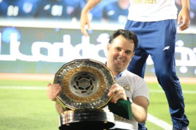 القادسية يتعاقد مع المدرب التونسي دحمان