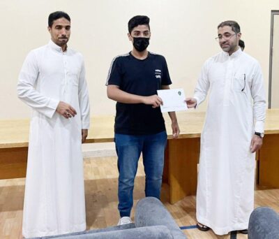 مجلس إدارة ⁧‫نادي الخليج‬⁩ يكرم فريق الناشئين لكرة اليد