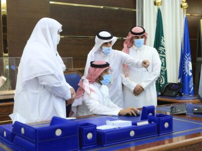 رئيس الجامعة الإسلامية يدشن ثلاث أنظمة إلكترونية جديدة