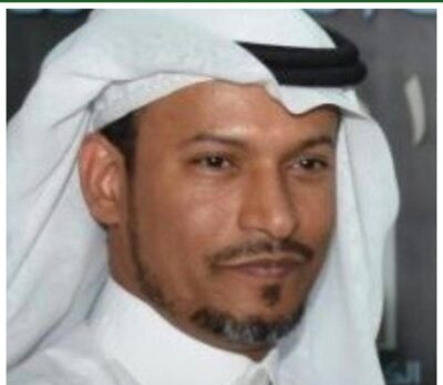 عمدة العيون يكرم الأستاذ عبدالواحد بن سعد الكليب