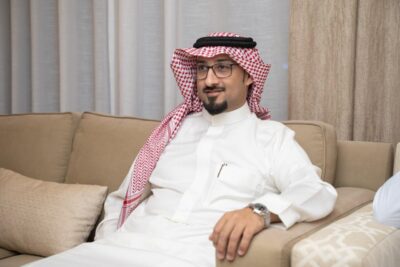 الأستاذ رامي الزهراني يحصل على شهادة الماجستير مع مرتبة الشرف