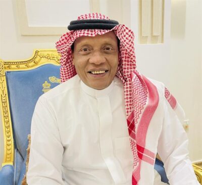 بعد إصابته في مباراة الصين.. “الدعيع” يحمس “العويس” بمكالمة هاتفية (فيديو)