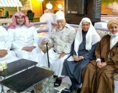 مسجد عبدالله بن الزبير يكرم “بخاري” و ” العبدلي” بمناسبة تقاعدهما