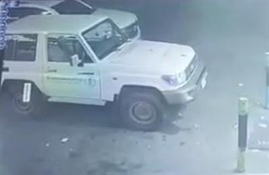 شاهد.. سرقة سيارة تابعة لإحدى الجهات الحكومية في تبوك