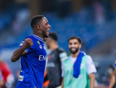 الهلال يحبط الشباب ويتأهل لنهائي كأس الملك