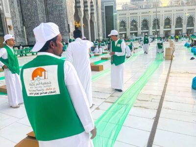 “بر جدة”  تبدأ تنفيذ المرحلة الثانية من مشروع إفطار صائم في ساحات الحرم المكي