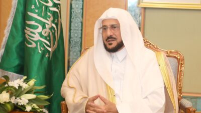  وزير الشؤون الإسلامية والدعوة والإرشاد يلتقى بالصحفيين في معقلهم بمكة المكرمة