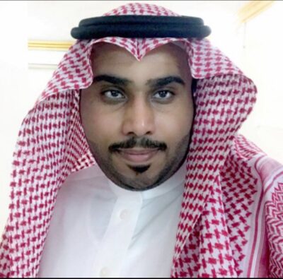 عطاء لا يستحق وابتسامة ذابلة .. من انتظار السنوات المتعبة