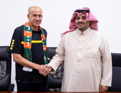 المدرب التونسي ( نوفل صرارفي ) مدربًا لنادي الروضة