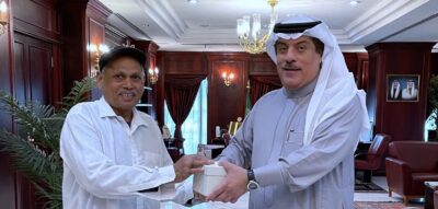 الغدير يكرم مقيم أمضى أكثر 42 عام في خدمة المجموعة