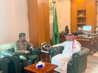 محافظ ينبع يستقبل مدير جوازات المطار