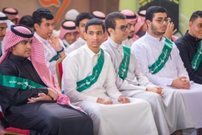 مدارس الطموح تكرم طلابها الحاصلين على الدرجة الكاملة  في اختبار القدرات