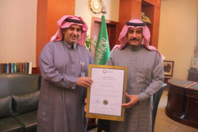 محافظ  المجمعة يستقبل مدير ومنسوبي مستشفى الملك خالد