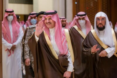 أمير الشرقية في مجلس الاثنينية: ” ليس هناك أشرف ولا أعظم من خدمة بيوت الله”