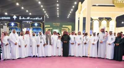 الرئيس التنفيذي للهيئة الملكية بينبع يفتتح معرض صناع العطور بمدينة ينبع الصناعية
