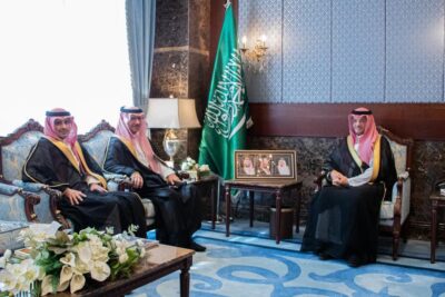 سمو محافظ الأحساء يستقبل نائب وزير الموارد البشرية والتنمية الاجتماعية