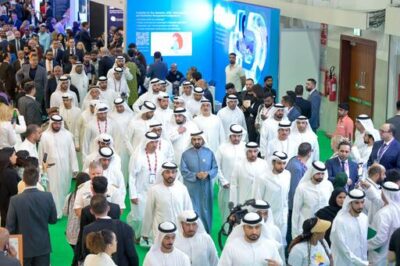 محمد بن راشد: نرحّب بالعالم في دبي.. وراحة وسعادة ضيوفنا هدف نستثمر في تحقيقه منذ عقود