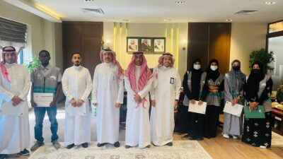 أمانة العاصمة المقدسة تُكرّم المتطوعين المشاركين في أعمال مختبرات الغذاء المركزية 