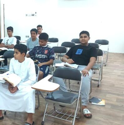 من أجل رفع تحصيلهم الدراسي خيرية الحليلة تقيم دروس تقوية ل40 طالباً بالمرحلة المتوسطه