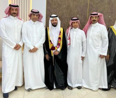 أسرة العبد العزيز تحتفل بزفاف ابنها “قاسم”