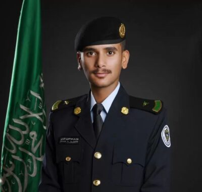 ريان القرني يحتفل بتخرجه برتبة ملازم من كلية الملك فهد الامنية
