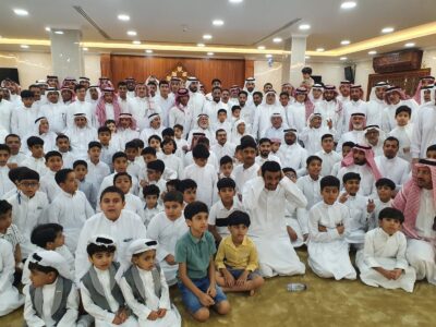 عائلة “آل غزال” تحتفل بعيد الأضحى في الأحساء