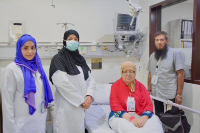 فريق طبي متخصص بحراء مكة ينهي معاناة حاجية تونسية في العقد السادس