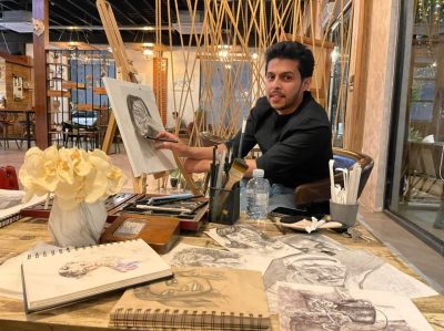 أحمد العسيري فنان البورترية