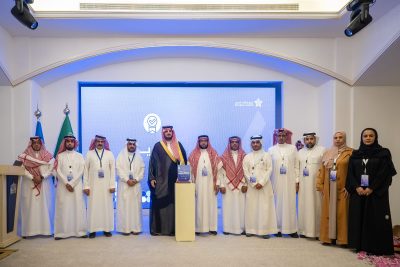 مُحافظ الطائف يطلق “الملتقى العلمي الثاني للخدمة الاجتماعية الطبية” بتجمع الطائف الصحي