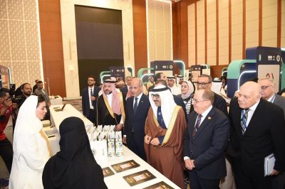 جامعة الملك فيصل تستعرض تجربتها المؤسسية في الأمن الغذائي والاستدامة خلال ملتقى تطوير برامج التعليم الجامعي بمملكة البحرين