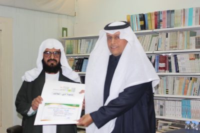 الغامدي يكشف أسرار وكنوز مكتبة جمعية أدبي الطائف