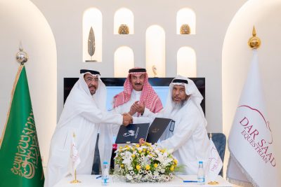 بحضور سمو الأمير عبدالعزيز بن محمد بن جلوي.. جمعية إنماء توقّع اتفاقية تعاون مع أكاديمية دار سعد للفروسية