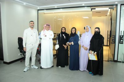 فريق السعادة في “بر جدة” يقيم فعالية للألعاب الإلكترونية لإثراء أنشطة الجمعية التطويرية
