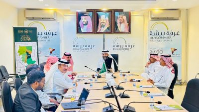 غرفة بيشة تبحث أوجه التعاون مع «شركة بيشة الأولى للطاقة المتجددة» في مشروع الطاقة الشمسية