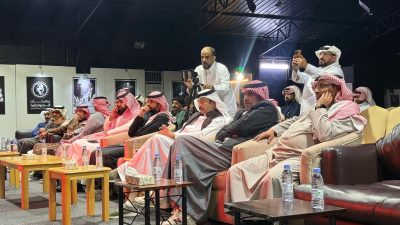 *مقهى عكاظ يناقش “النص المسرحي بإعتباره أدباً*