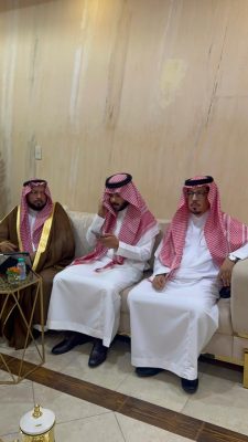 السلطان والعرب يحتفلون بعقد قران ابنهم (راشد)