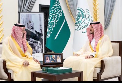 الأمير فواز بن سلطان يستقبل رئيس ميدان الهجن بالطائف