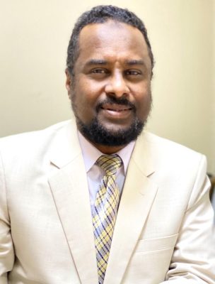 العلامة أبو بكر الملا…حين يعود العلم مع ترميم المساجد التاريخية