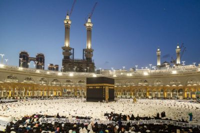 توجيهات للقاصدين والزائرين للحرمين في ليلة ختم القرآن على التعاون مع المنظومة الأمنية