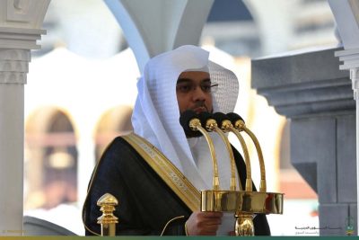 مقتطفات من خطبة الجمعة بالمسجد الحرام… 