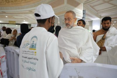 خدمات ميدانية ورقمية لإثراء تجربة قاصدي الحرمين الشريفين في المسجد الحرام والمسجد النبوي