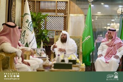 الشيخ السديس : الحزمة تعزيز لدعم القيادة وتبنيا لنهج الوسطية ولتحويل التحديات لإيجابيات